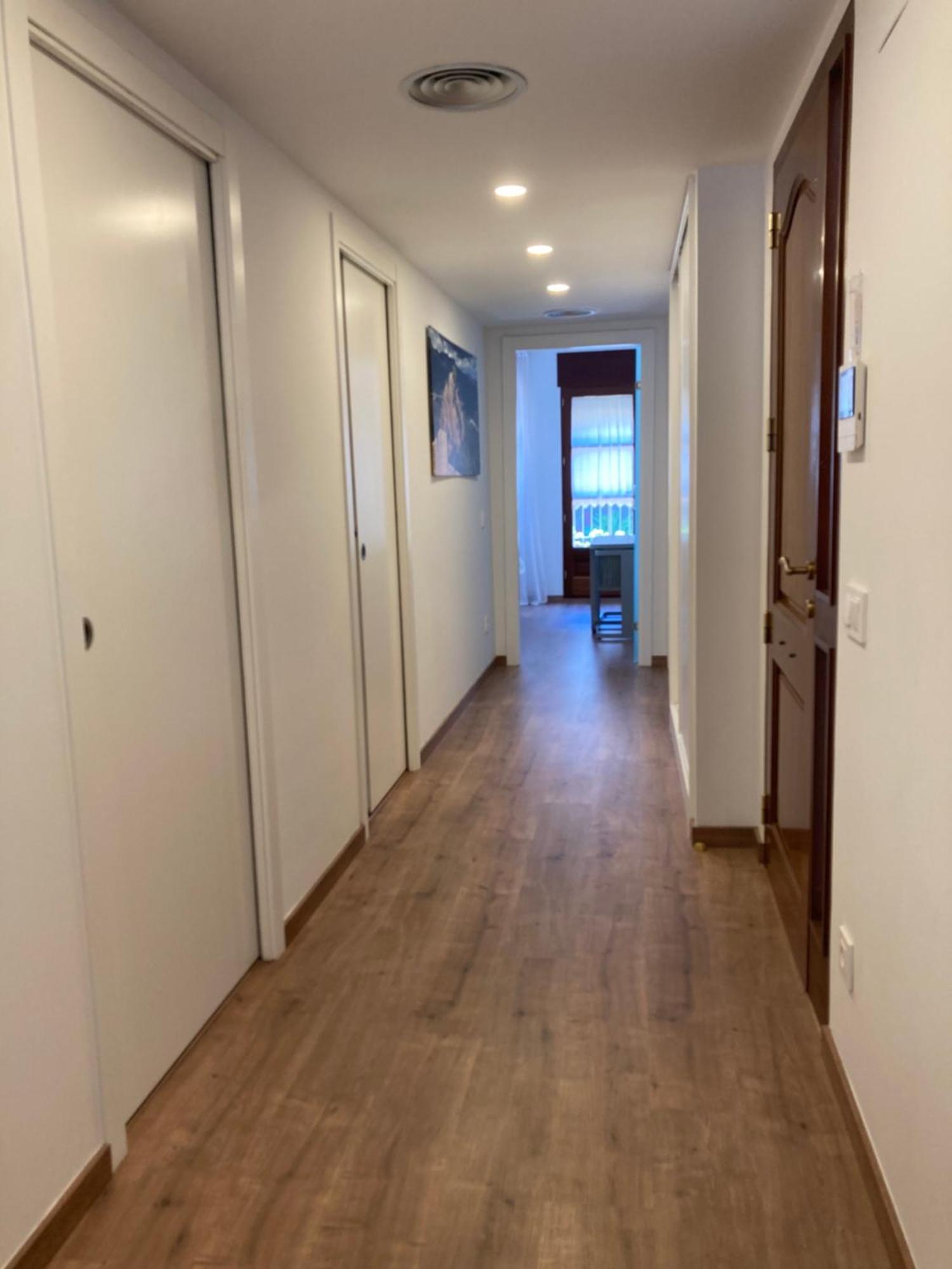 Apartamento Centrico, Climatizado Y Totalmente Equipado De 3 Habitaciones Para 6-7 Personas Santa Coloma De Farners Buitenkant foto
