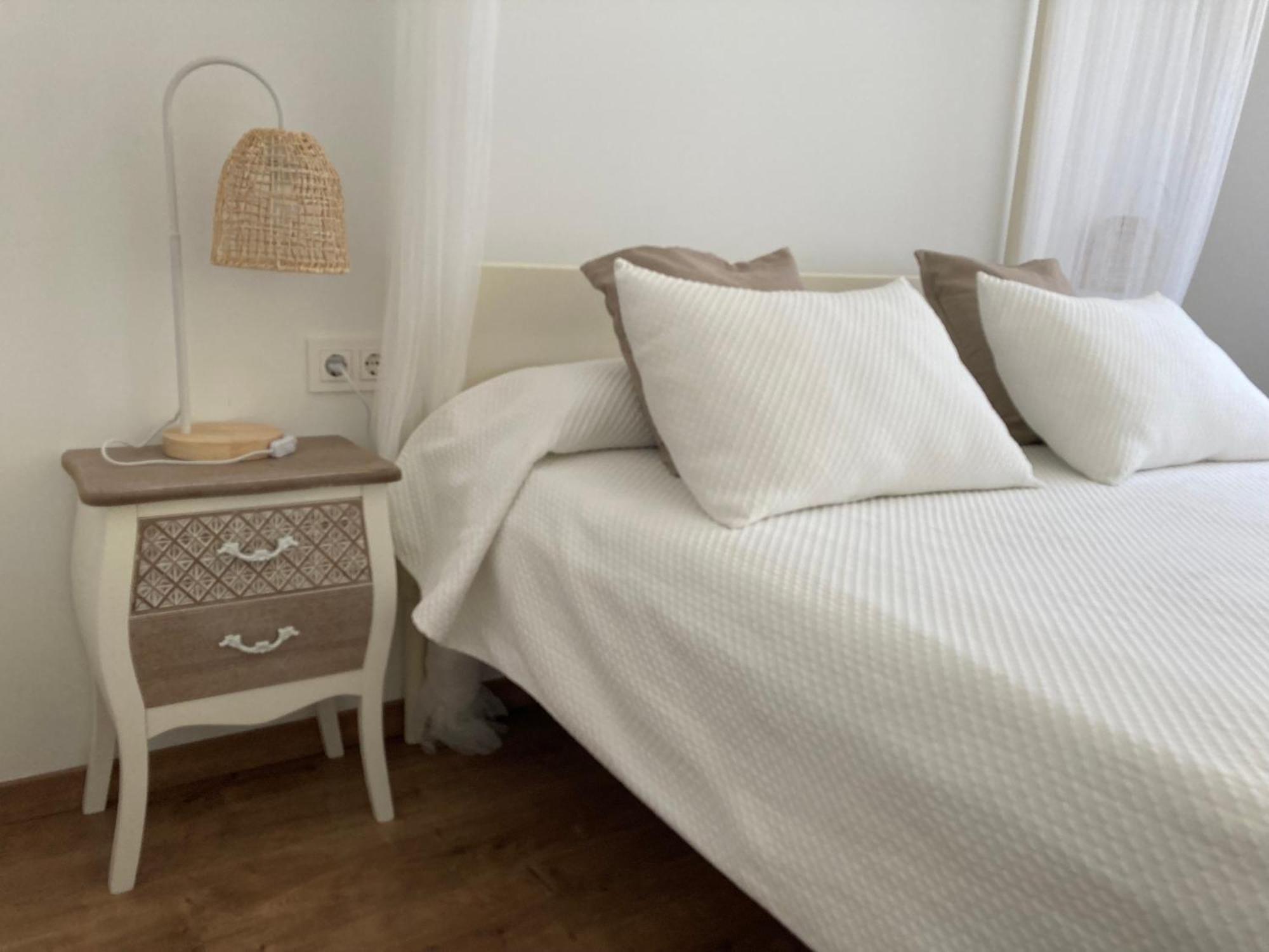 Apartamento Centrico, Climatizado Y Totalmente Equipado De 3 Habitaciones Para 6-7 Personas Santa Coloma De Farners Buitenkant foto